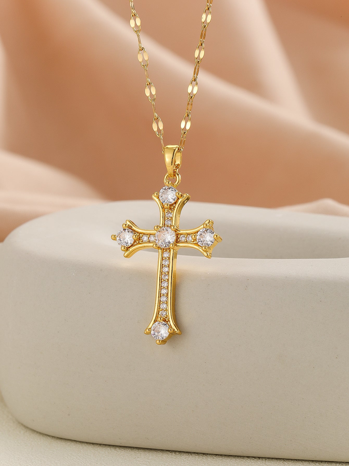 European and American style pendant Middle Eastern style unique design micro-painted colored zircon lip chain cross necklace