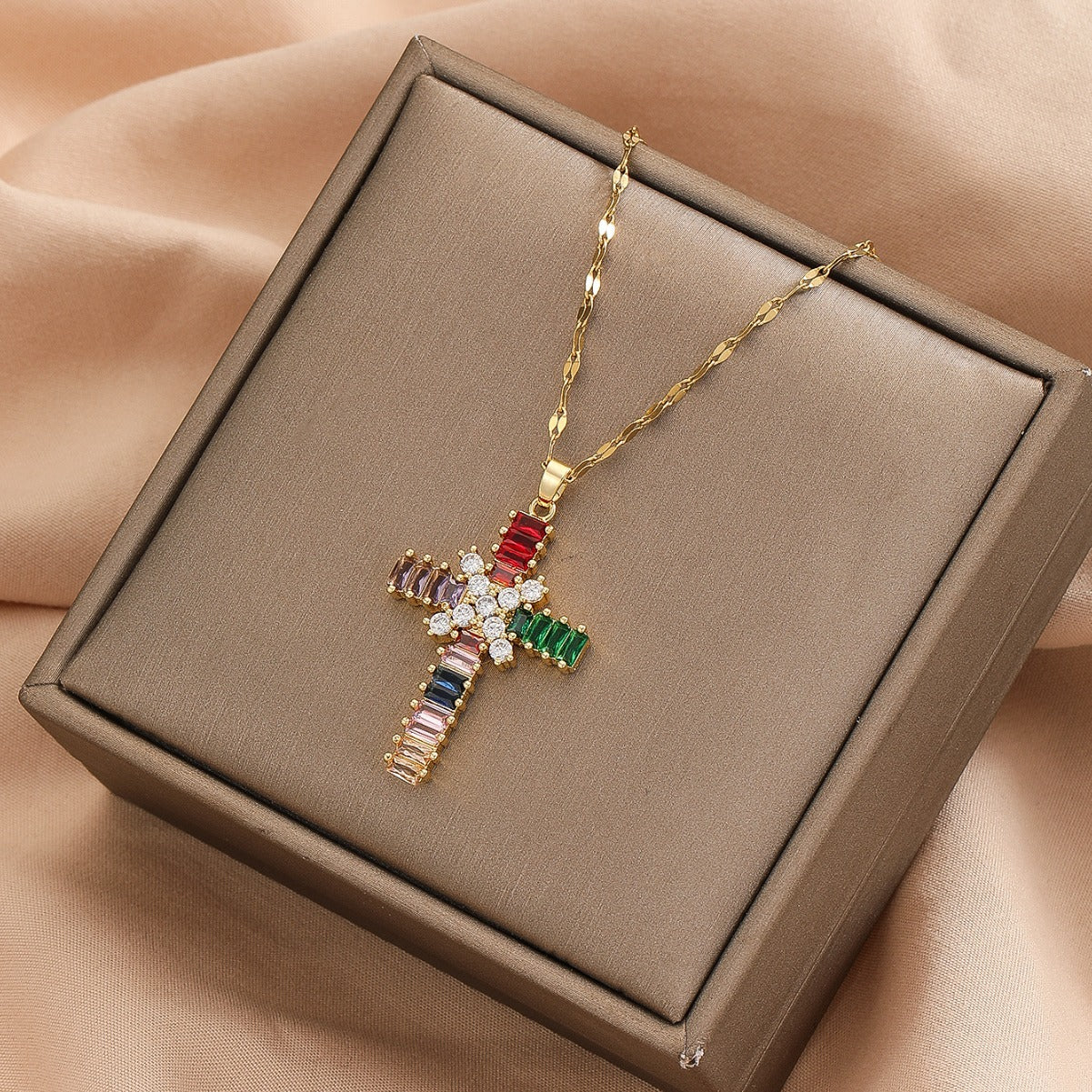 European and American style pendant Middle Eastern style unique design micro-painted colored zircon lip chain cross necklace